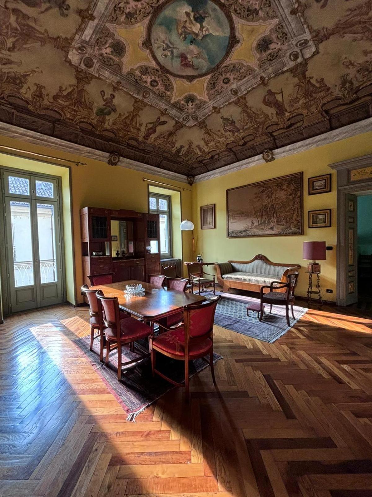 Splendido Appartamento XVIII Secolo Torino Kültér fotó
